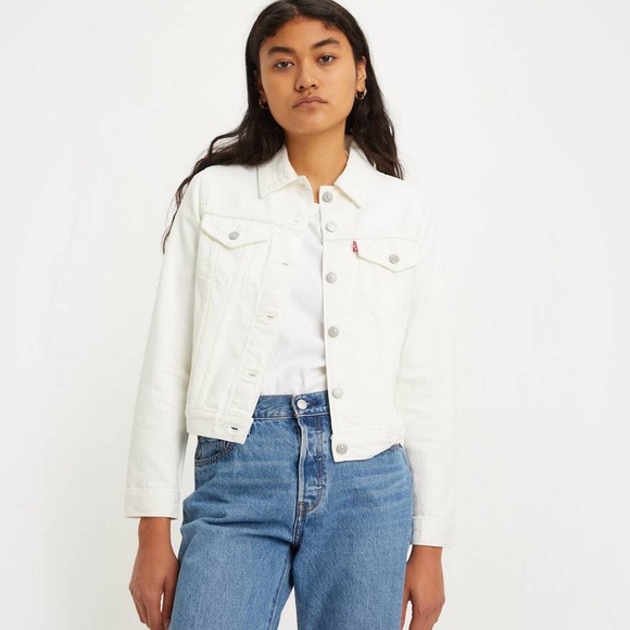 Levi's Jackets & Blazers - Levi’s original trucker jacket